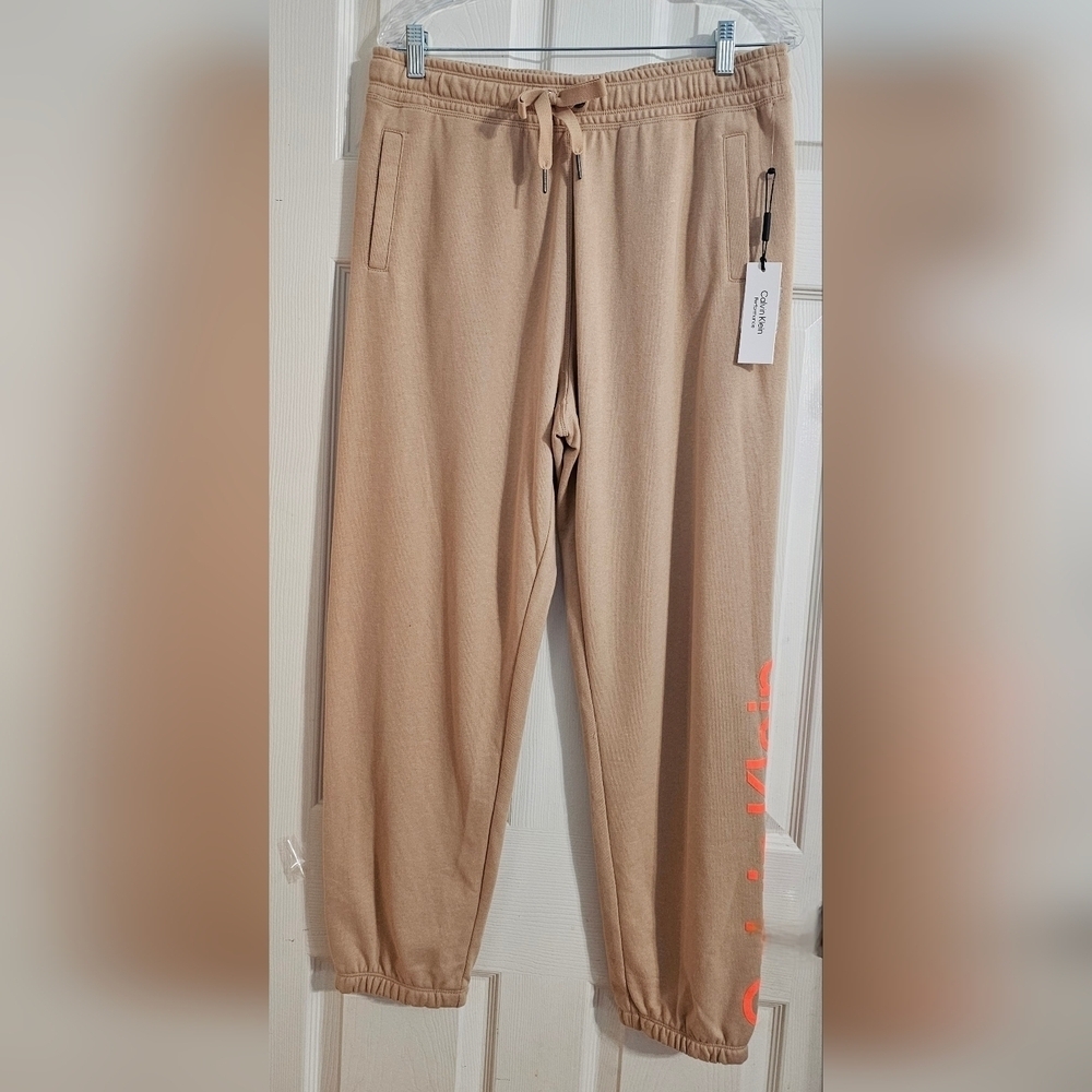 NWT Calvin klein Performance Activewear Big Logo Ankle Relaxed Sz Large